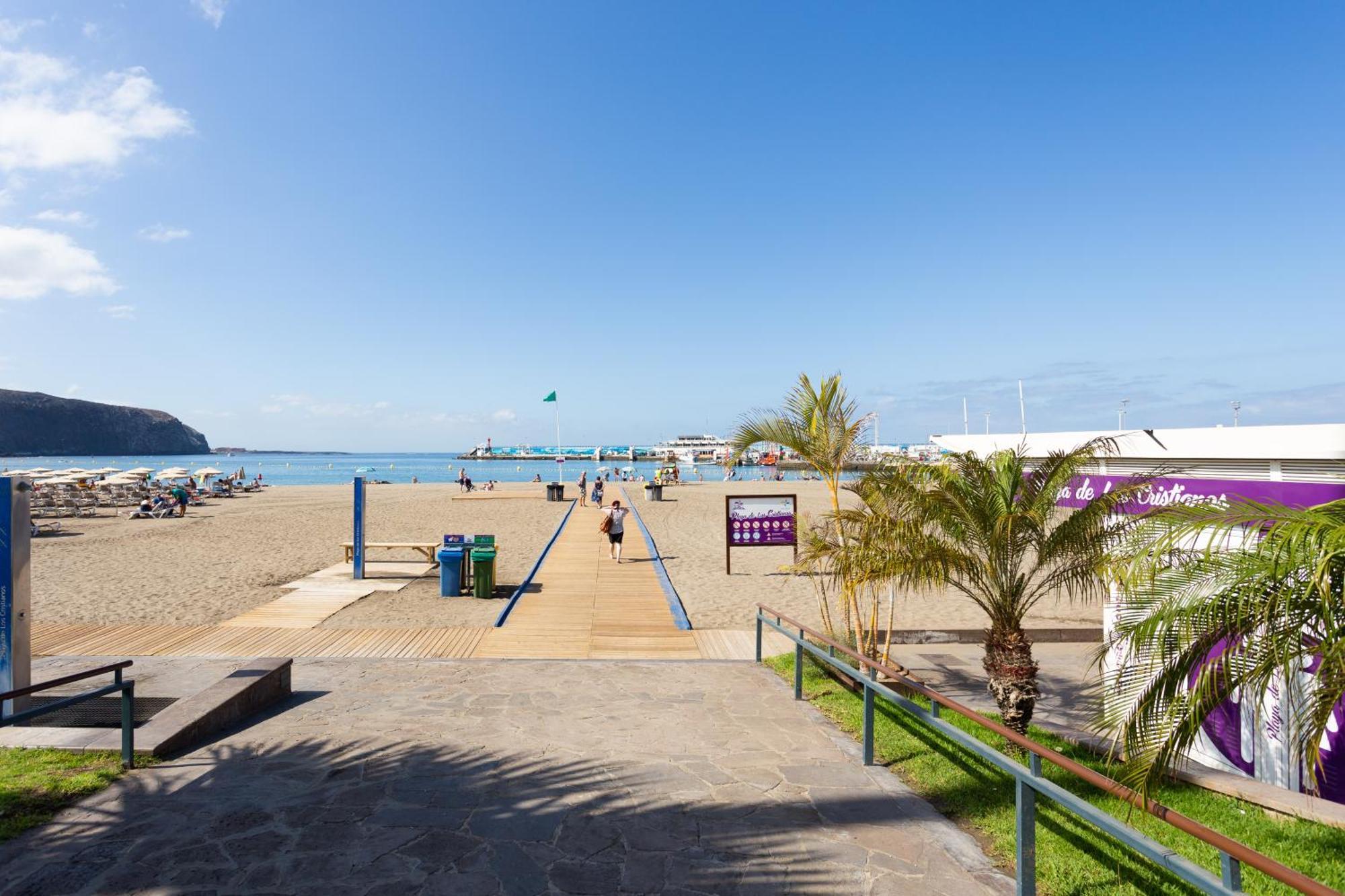 Classbnb - Seafront Studio With Beach View In The Center Of Los Cristianos Los Cristianos  Esterno foto